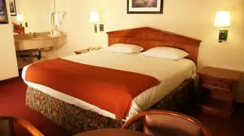 Marina 7 Motel 5